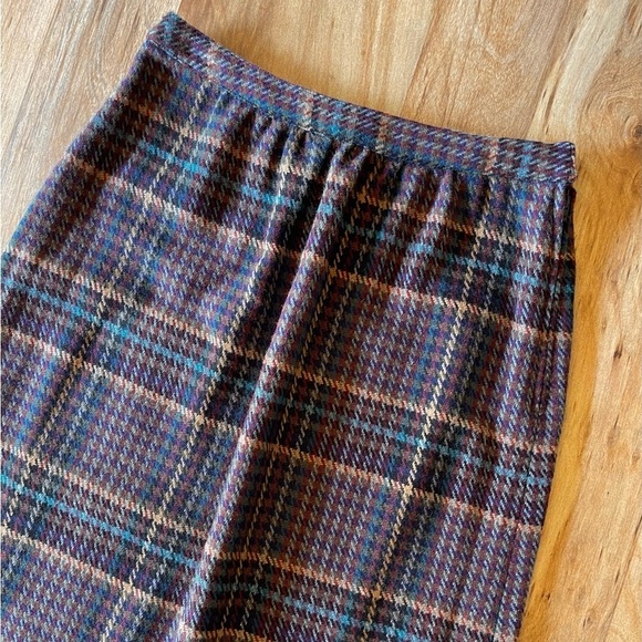 Handmade Plaid Vintage Skirt - Picture 2 of 5
